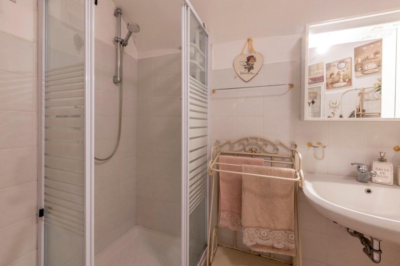 Charm Amidst Lakes & Mountains - Renovated In 2023 Ramponio Exterior foto